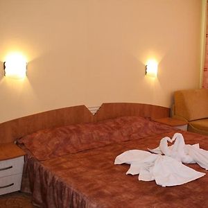 Deluxe Zimmer mit Kingsize-Bett